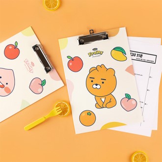 ĳ���� A4 Ŭ������ Ÿ��������