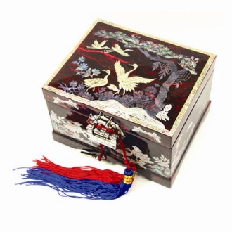 �Ƹ����� ��������� ���� ������